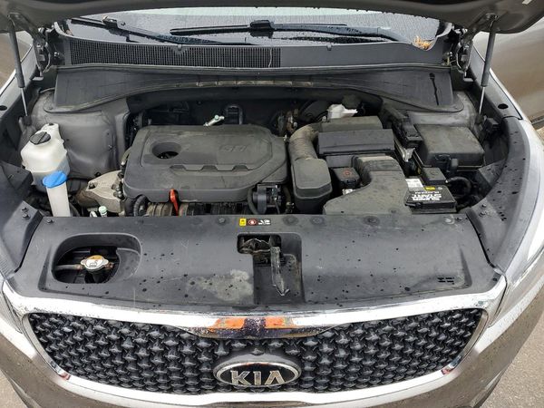 2018 KIA SORENTO L, LX