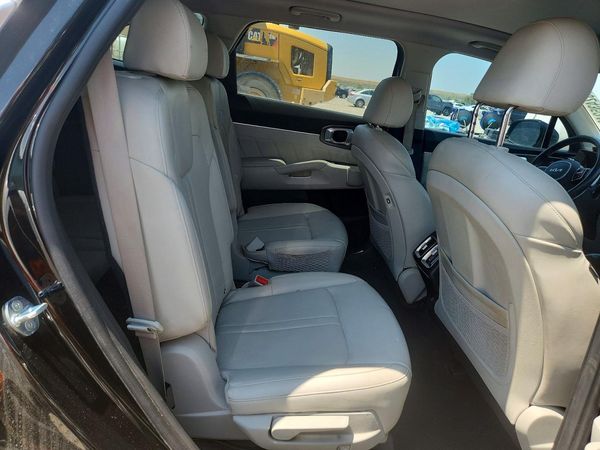 2022 KIA SORENTO SX