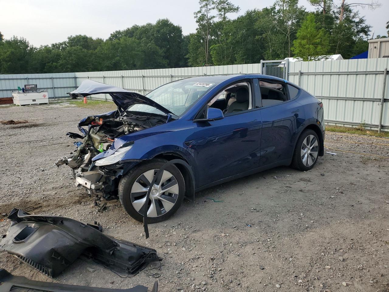 2021 TESLA MODEL Y — Front 3/4