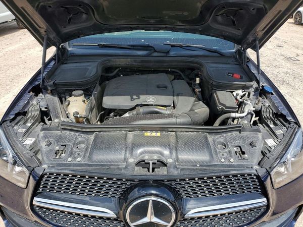 2021 MERCEDES-BENZ GLE GLE350 — Engine bay