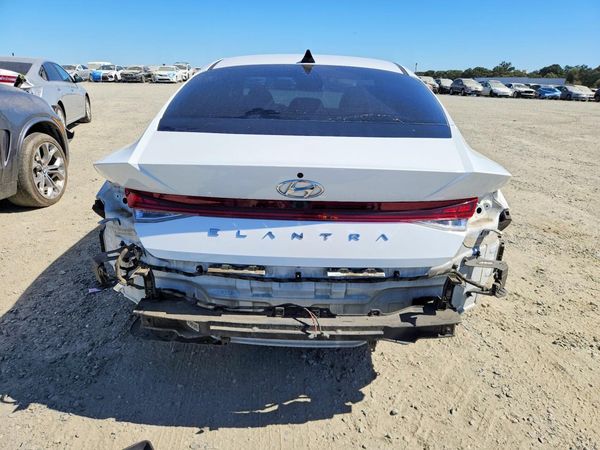 2021 HYUNDAI ELANTRA