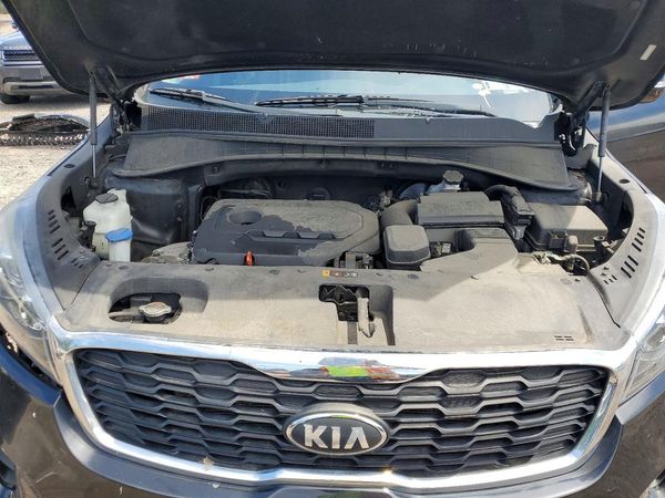 2019 KIA SORENTO L, LX, S