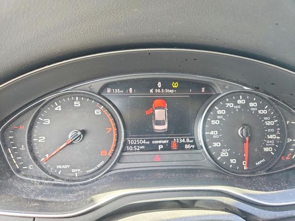 2019 AUDI A4 Premium, Titanium
