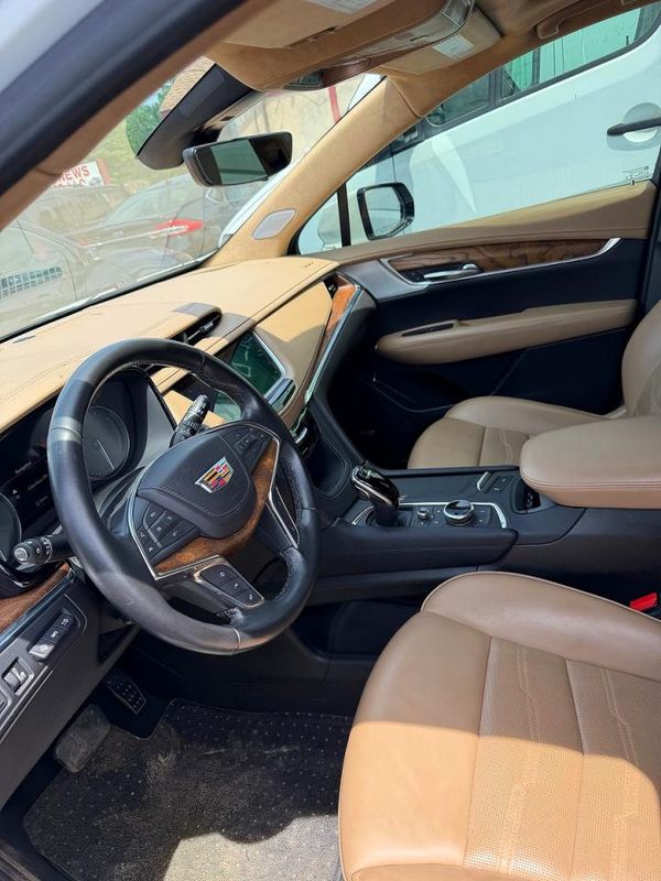 2021 CADILLAC XT5 Platinum Premium Luxury