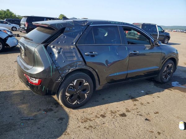 2025 KIA NIRO