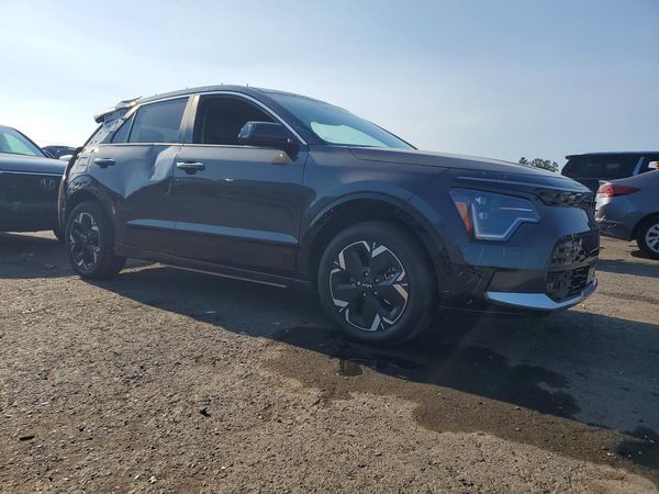 2025 KIA NIRO