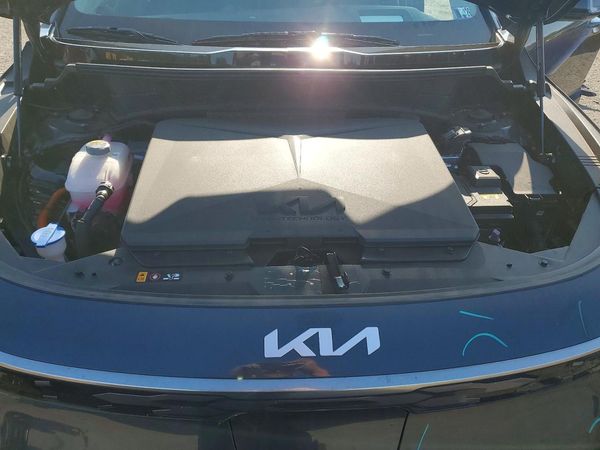 2025 KIA NIRO