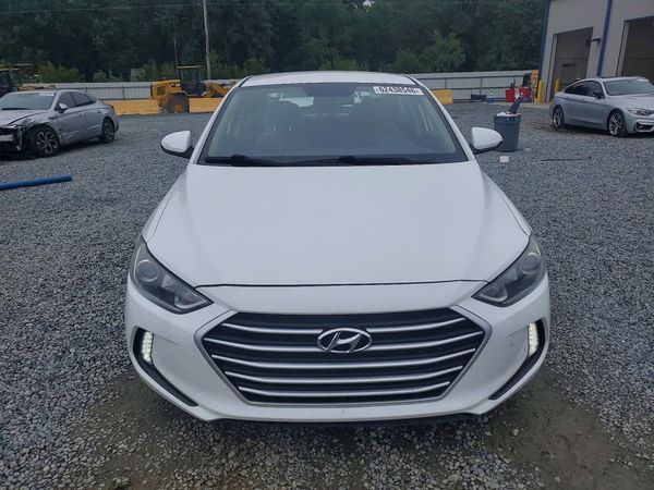 2017 HYUNDAI ELANTRA