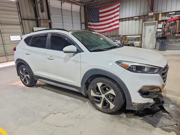 2018 HYUNDAI TUCSON
