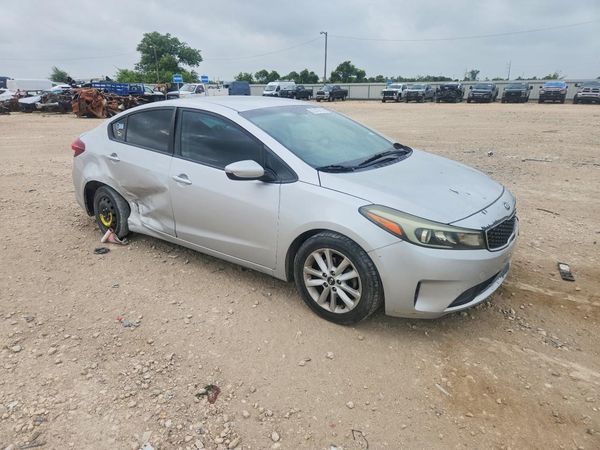 2017 KIA FORTE LX Popular, S