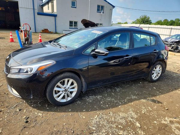 2017 KIA FORTE5