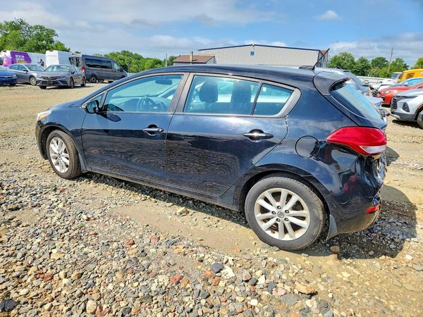 2017 KIA FORTE5