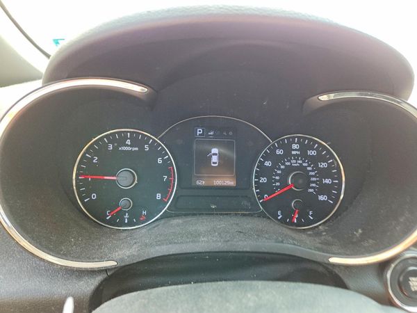 2017 KIA FORTE5