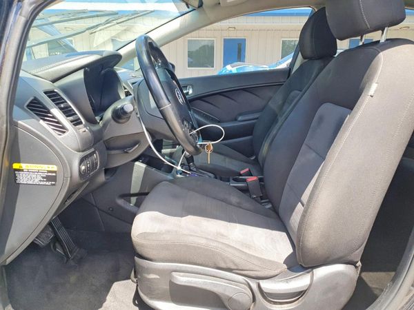 2017 KIA FORTE LX Popular, S