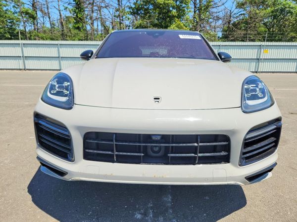 2022 PORSCHE CAYENNE E-Hybrid Coupe