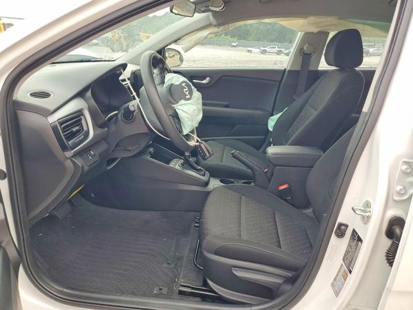 2022 KIA RIO LX, S