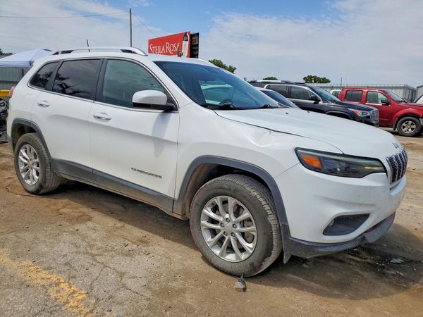 2019 JEEP CHEROKEE LATITUDE 4X4