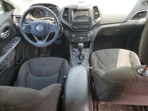 2019 JEEP CHEROKEE LATITUDE 4X4
