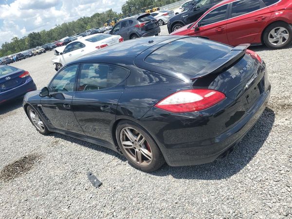 2013 PORSCHE PANAMERA