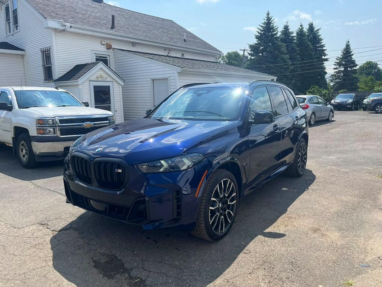 2024 BMW X5 M60i