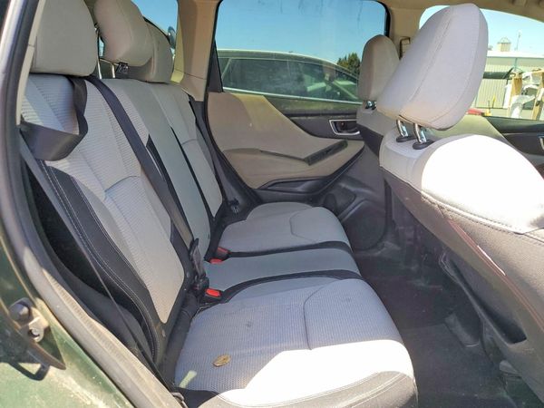 2022 SUBARU FORESTER Base Plus