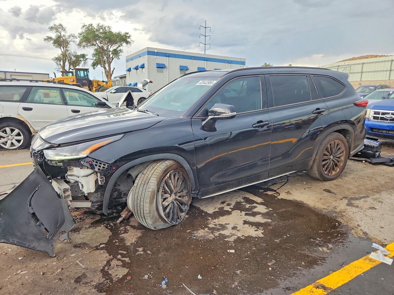 2023 TOYOTA HIGHLANDER