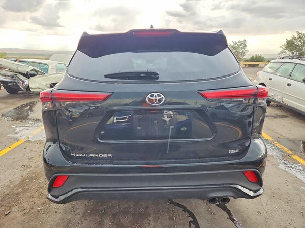 2023 TOYOTA HIGHLANDER