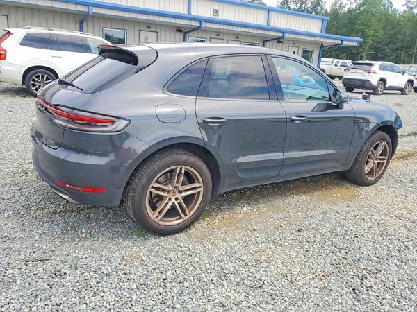 2020 PORSCHE MACAN