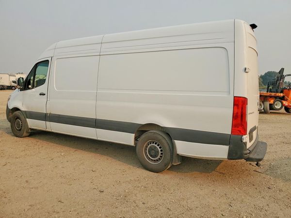 2025 MERCEDES-BENZ SPRINTER