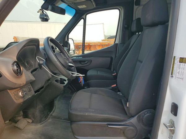 2025 MERCEDES-BENZ SPRINTER