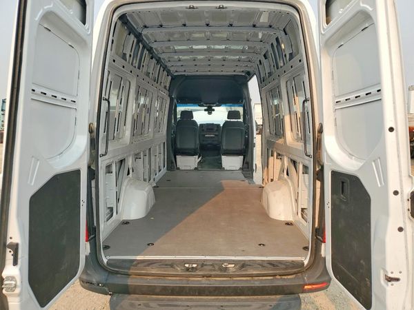 2025 MERCEDES-BENZ SPRINTER