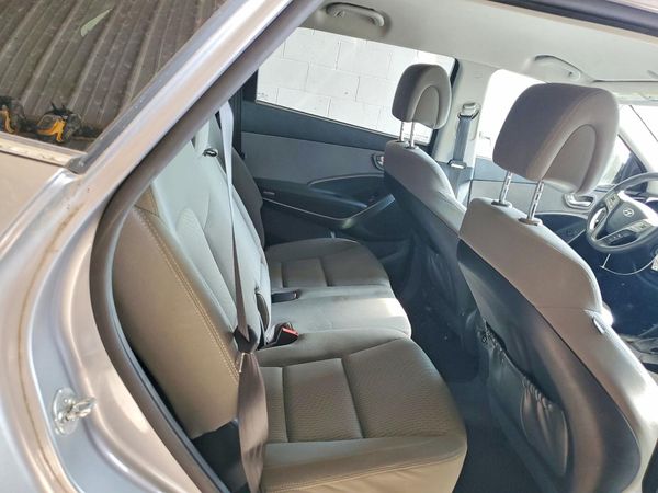 2016 HYUNDAI SANTA FE GI