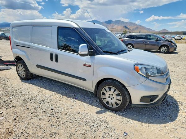 2017 RAM PROMASTER CITY SLT