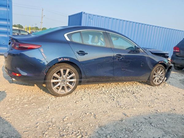 2021 MAZDA 3