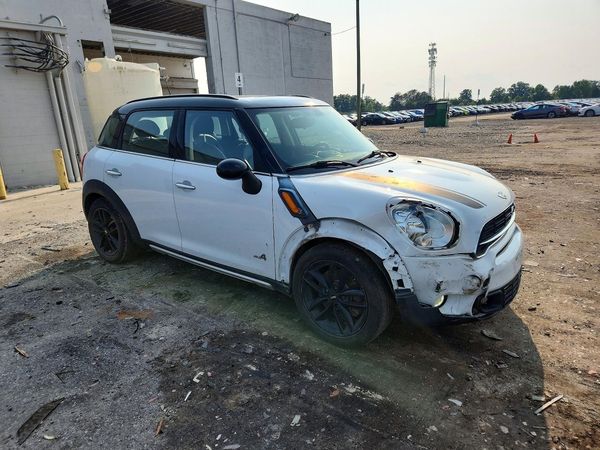 2016 MINI COOPER