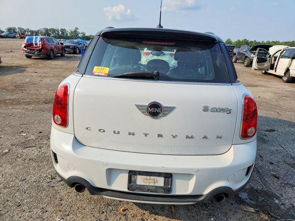 2016 MINI COOPER