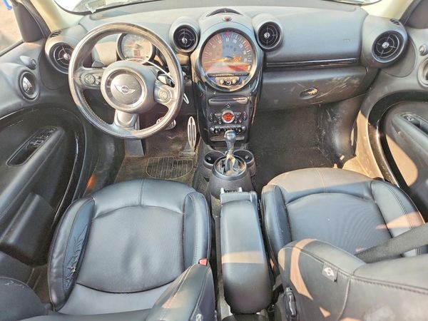 2016 MINI COOPER