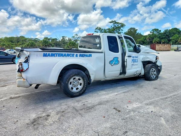 2019 NISSAN FRONTIER