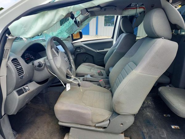 2019 NISSAN FRONTIER