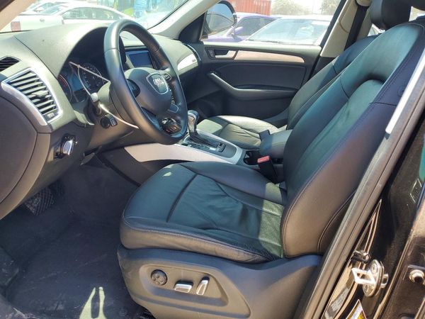 2015 AUDI Q5 — DENT