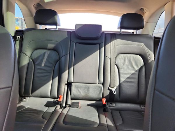 2015 AUDI Q5 — SUVN