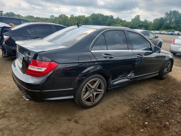 2014 MERCEDES-BENZ C C300 4 MATIC