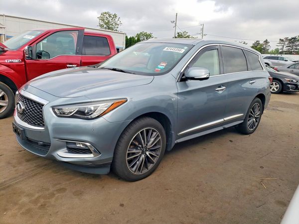 2017 INFINITI QX60 — Front 3/4