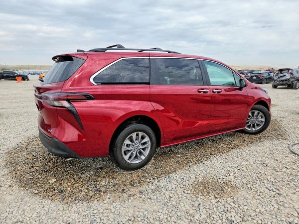 2026 TOYOTA SIENNA XLE — PSRA