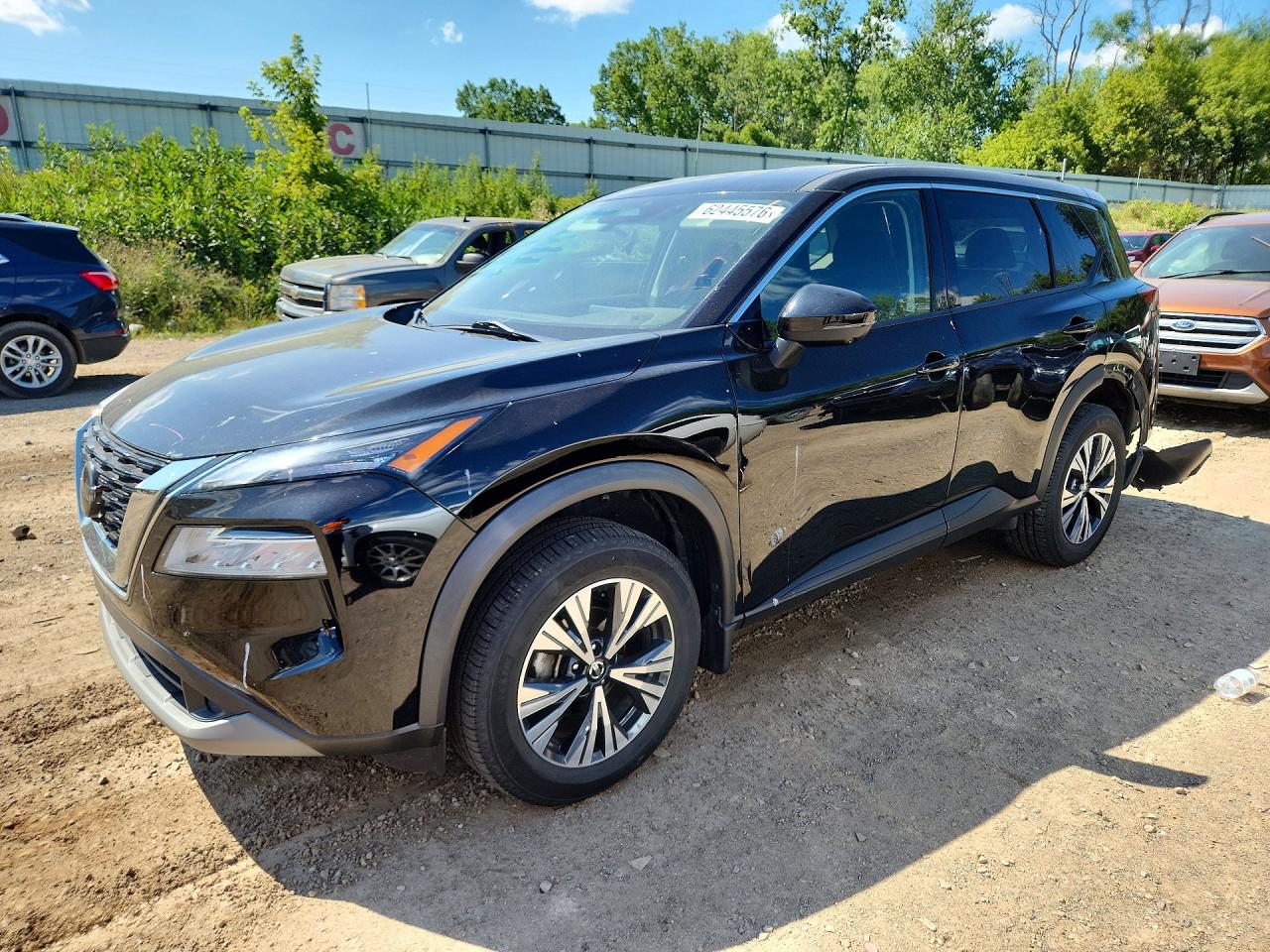 2021 NISSAN ROGUE SV
