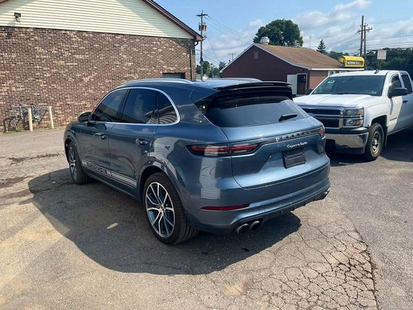 2020 PORSCHE CAYENNE Turbo