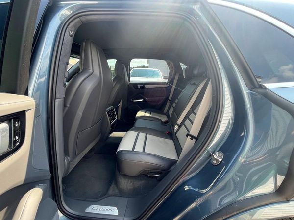 2020 PORSCHE CAYENNE Turbo