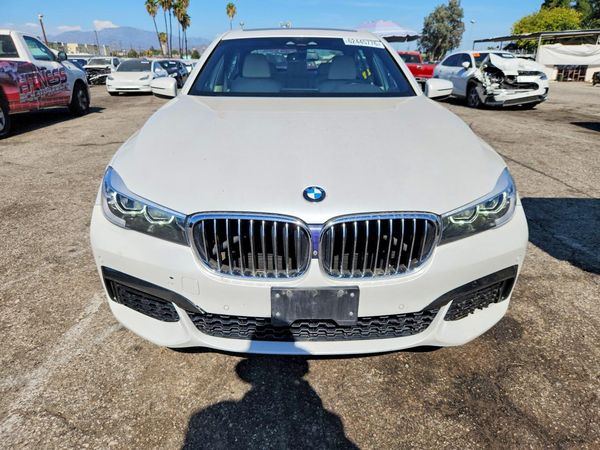 2019 BMW 740