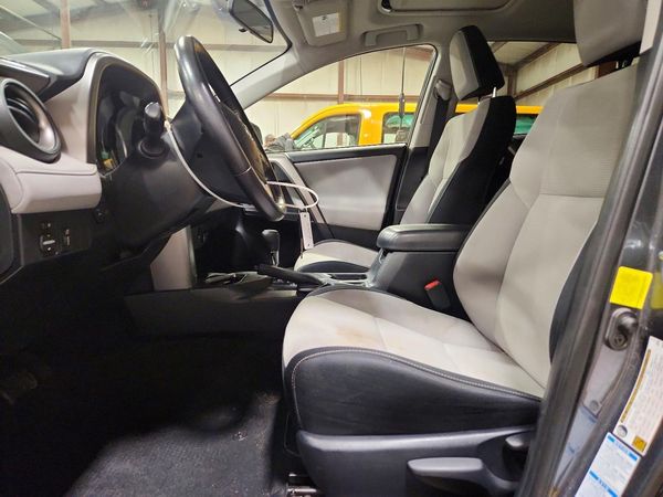 2016 TOYOTA RAV4 XLE (M Grade)