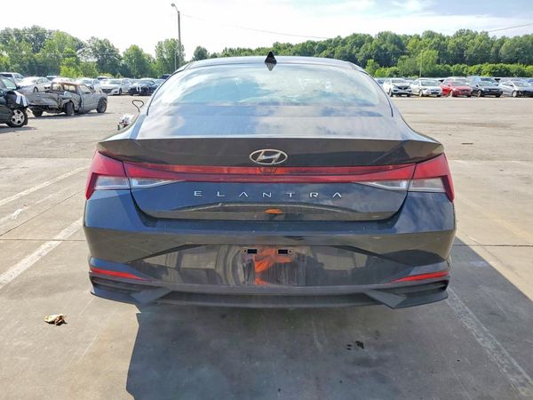 2022 HYUNDAI ELANTRA